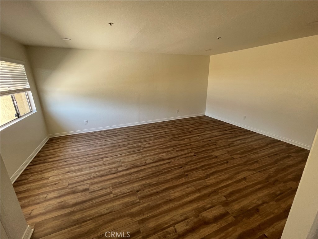 303 S Violet Avenue J Property Photo 5
