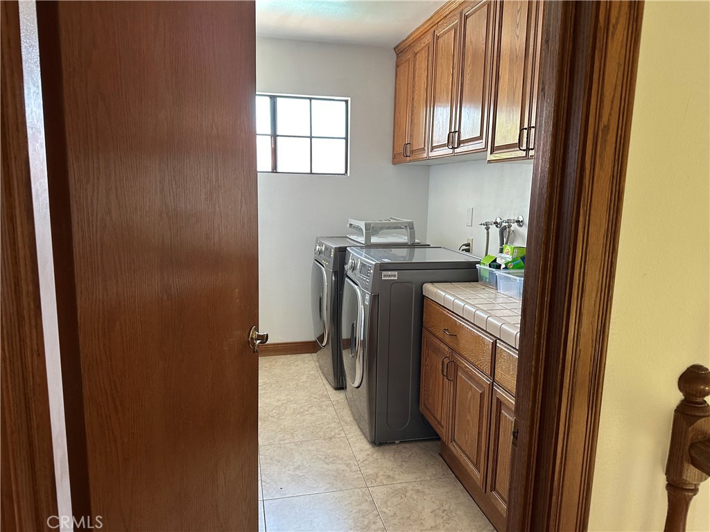 146 Luben Property Photo 12