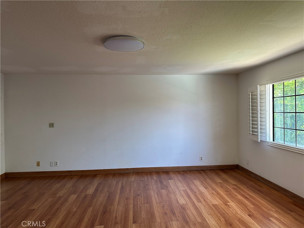 146 Luben Property Photo 17