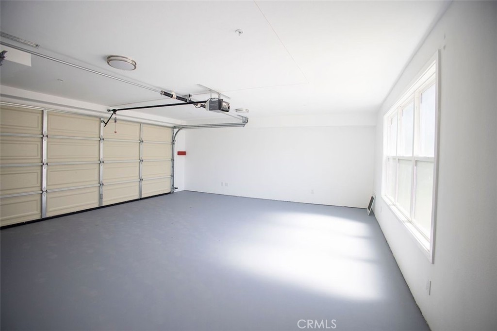 1025 La Cadena Avenue B Property Photo 18