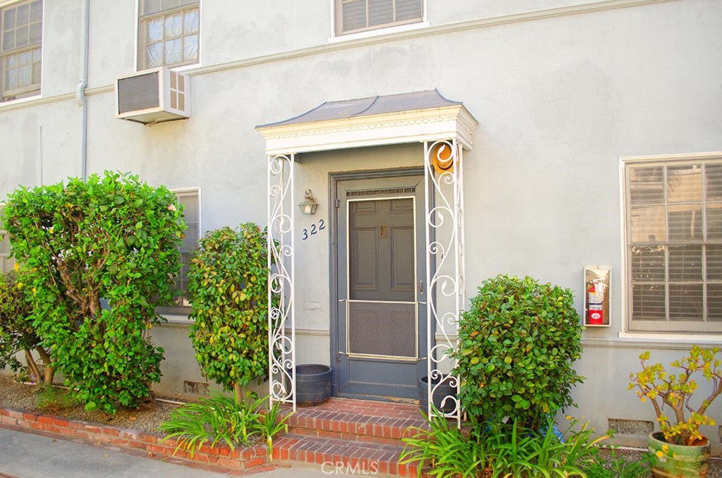 320 E California Boulevard Property Photo 4