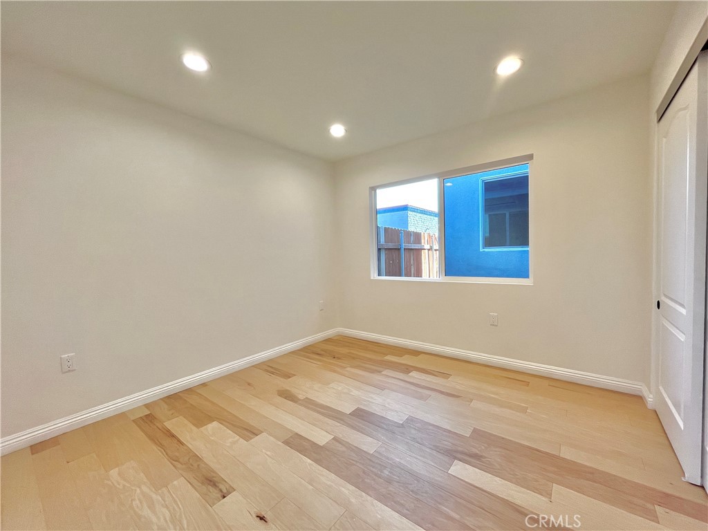 938 E Sandra Avenue B Property Photo 7