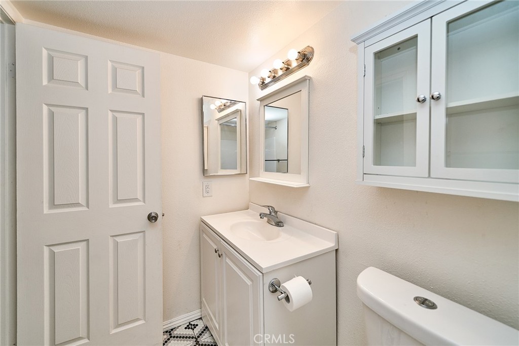 26200 Redlands 5 Property Photo 21
