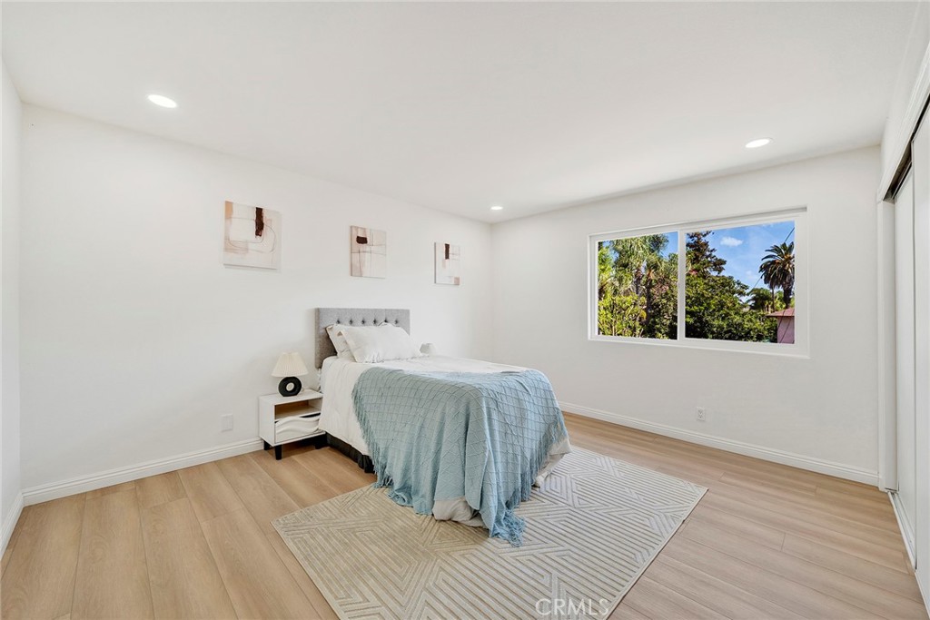 188 W Arthur Avenue Property Photo 31