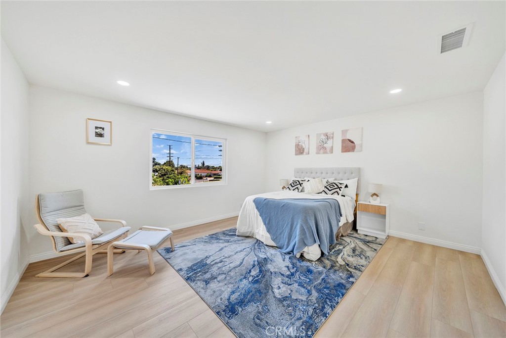 188 W Arthur Avenue Property Photo 33