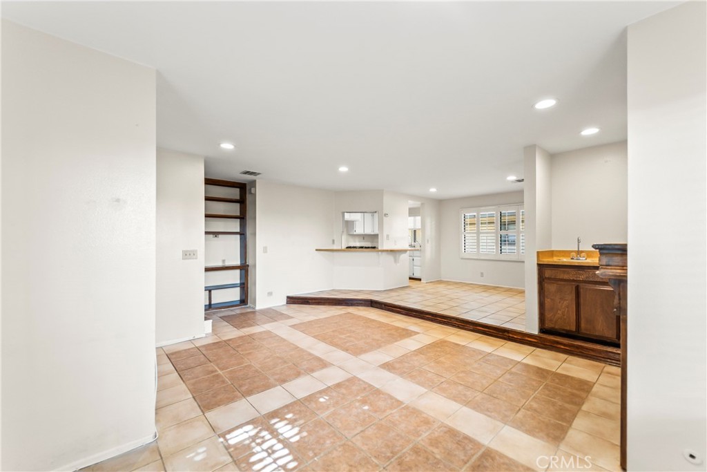 4219 Walnut Grove Avenue A Property Photo 7