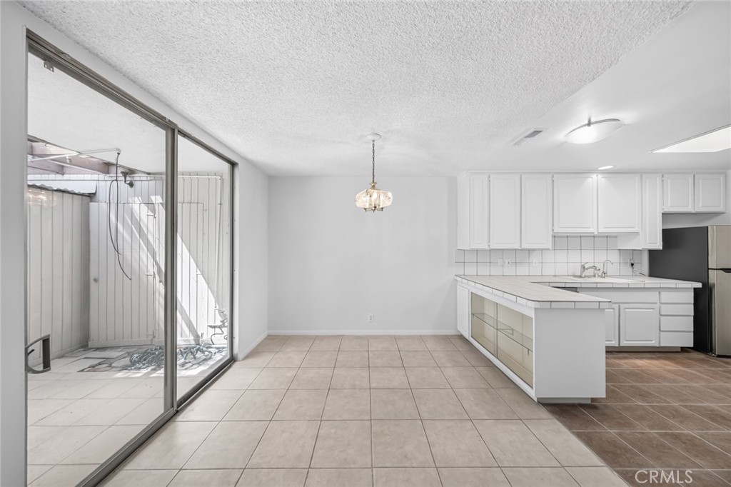 777 E Valley 59 Property Photo 3