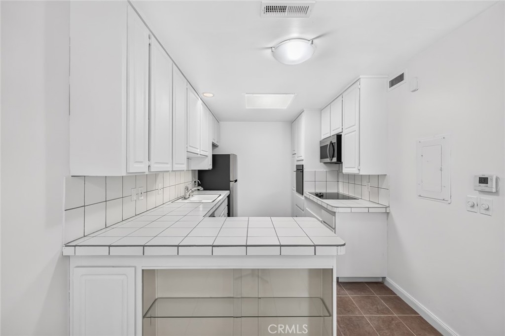 777 E Valley 59 Property Photo 5