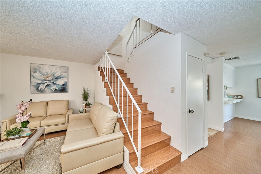 1417 S Marguerita Avenue 10 Property Photo 5