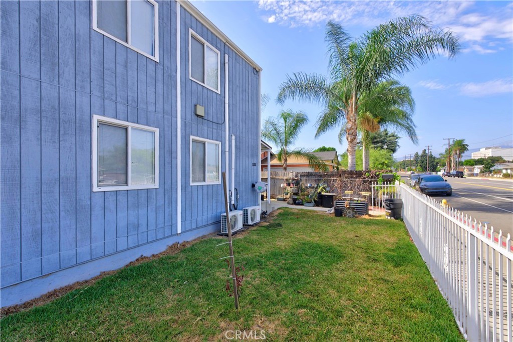 1133 S Park Avenue Property Photo 3