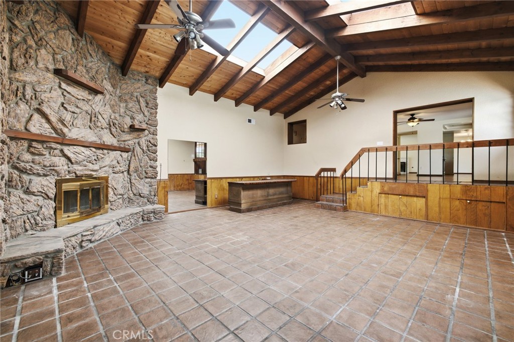 5833 Jasper Street Property Photo 14