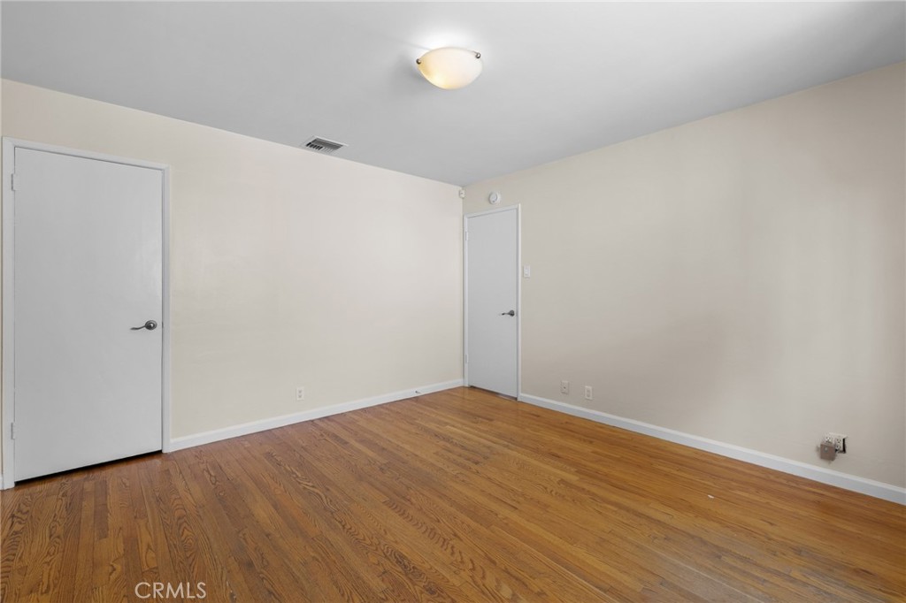 8925 Youngdale Property Photo 18
