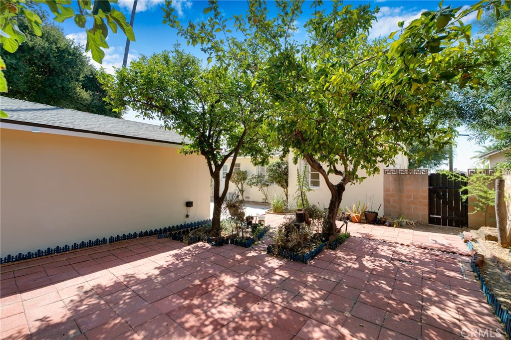 8925 Youngdale Property Photo 24