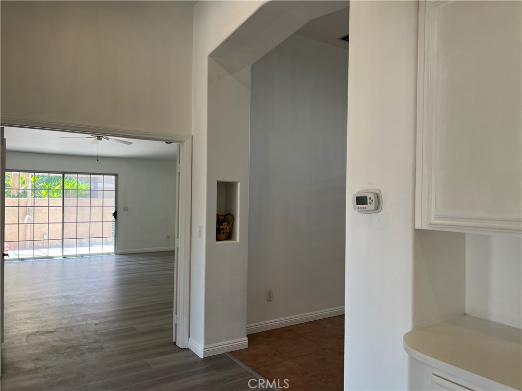 9661 Siwanoy Drive Property Photo 2