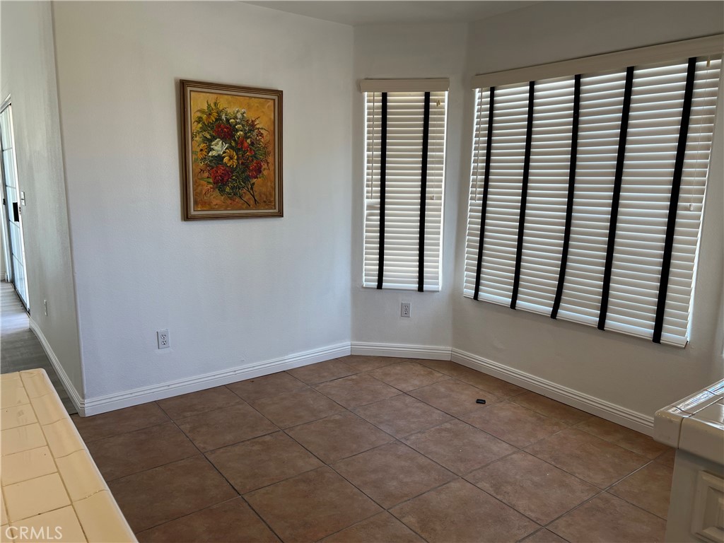 9661 Siwanoy Drive Property Photo 10