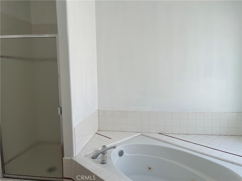 9661 Siwanoy Drive Property Photo 20
