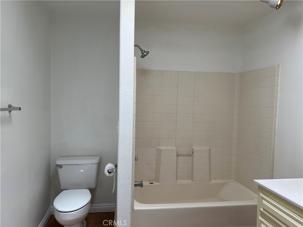 9661 Siwanoy Drive Property Photo 21