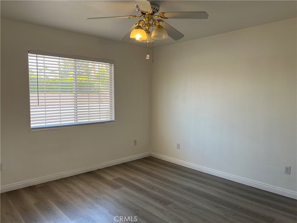 9661 Siwanoy Drive Property Photo 23