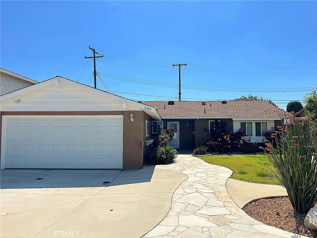 2125 Edmore Property Photo 1