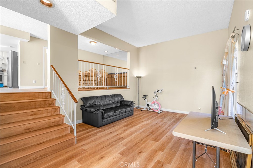 825 E Newmark Avenue A Property Photo 3