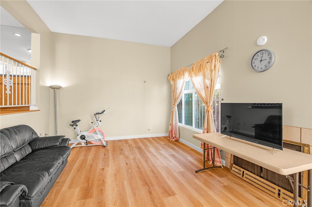825 E Newmark Avenue A Property Photo 5