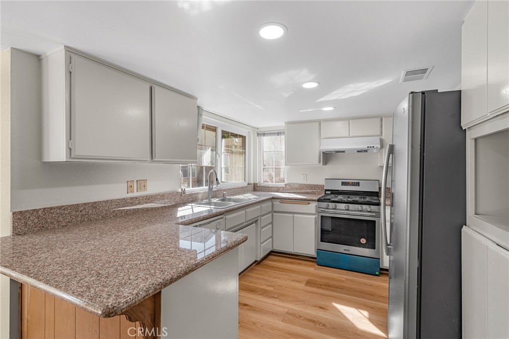 825 E Newmark Avenue A Property Photo 11