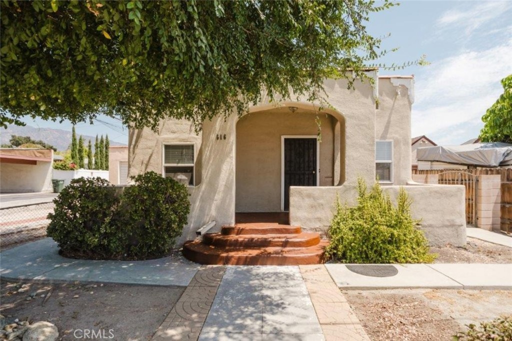 616 S Canyon Property Photo 2