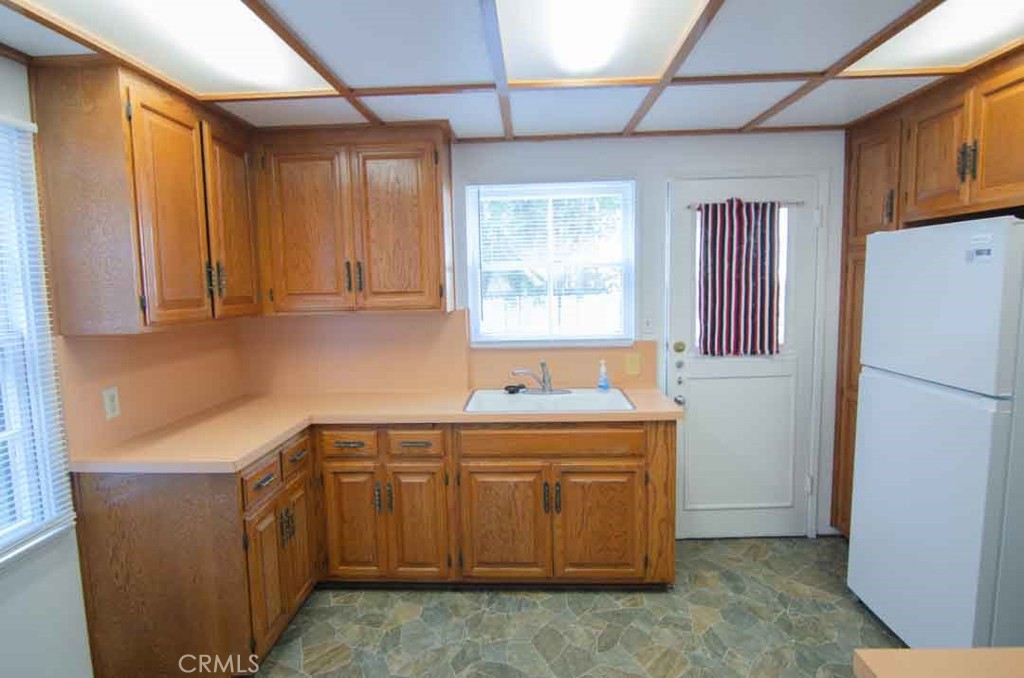 320 E California Boulevard Property Photo 16