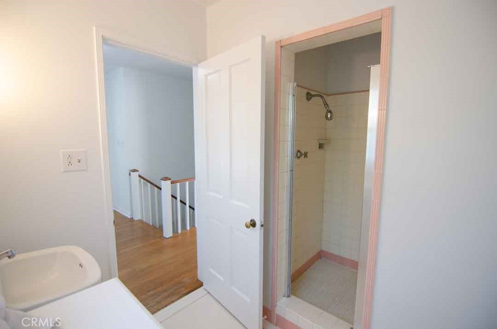 320 E California Boulevard Property Photo 25