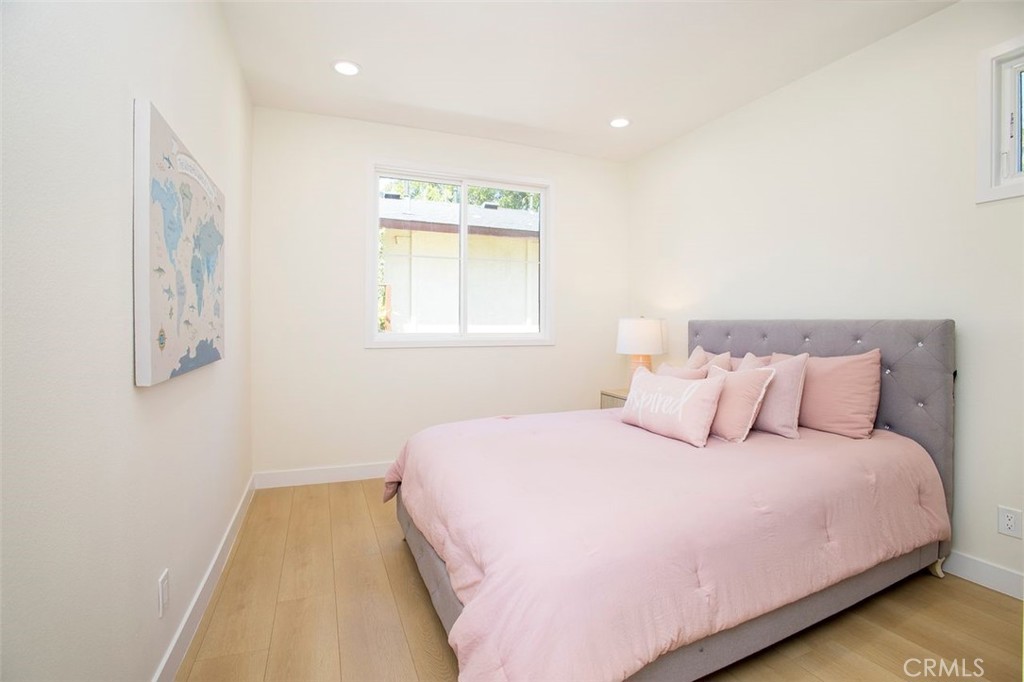 1025 La Cadena Avenue D Property Photo 20