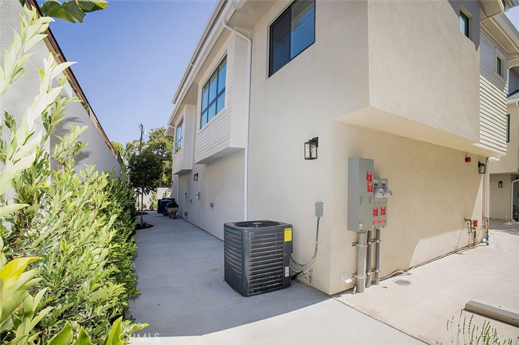 1025 La Cadena Avenue D Property Photo 27