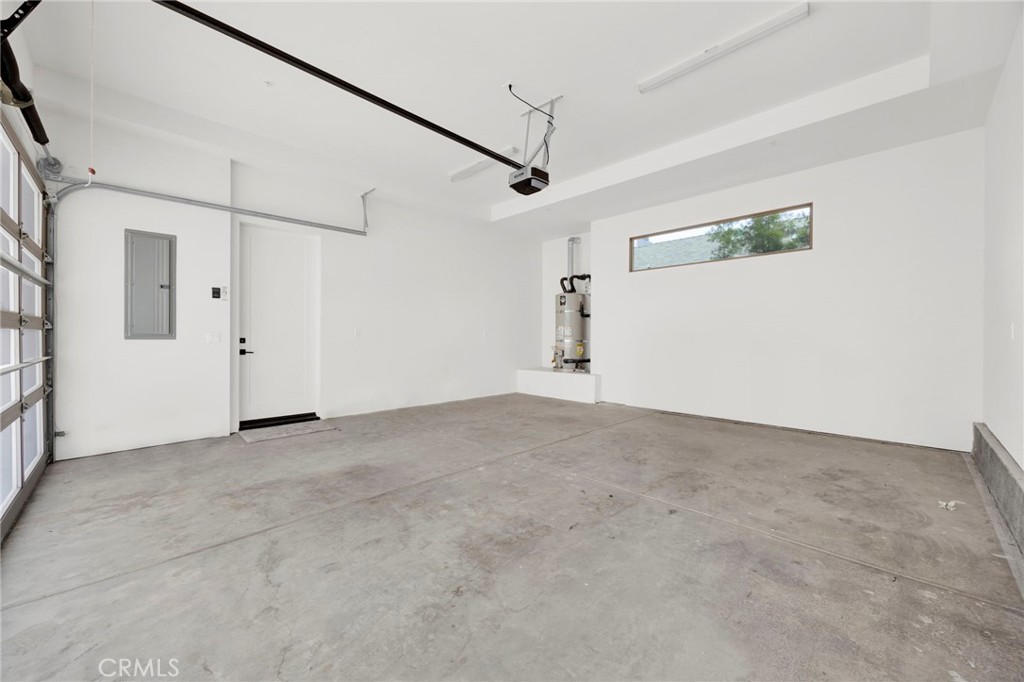 941 E California Boulevard 1 Property Photo 8