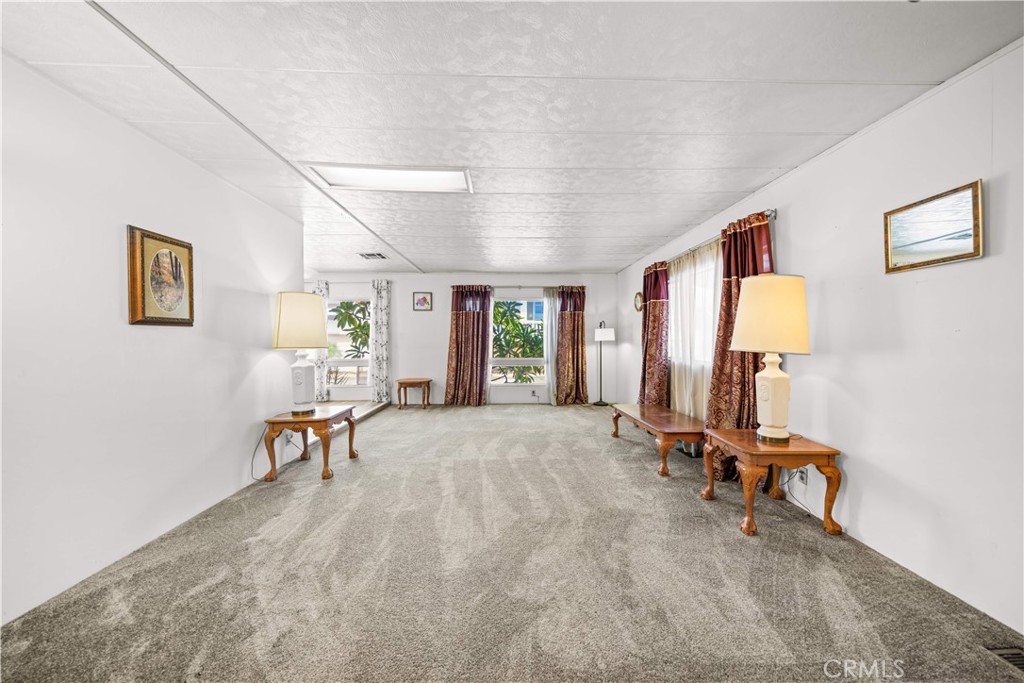 1035 17 E Huntington Avenue 17 Property Photo 6