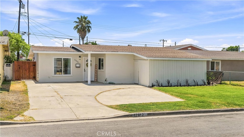 17012 E Benwood Property Photo 3