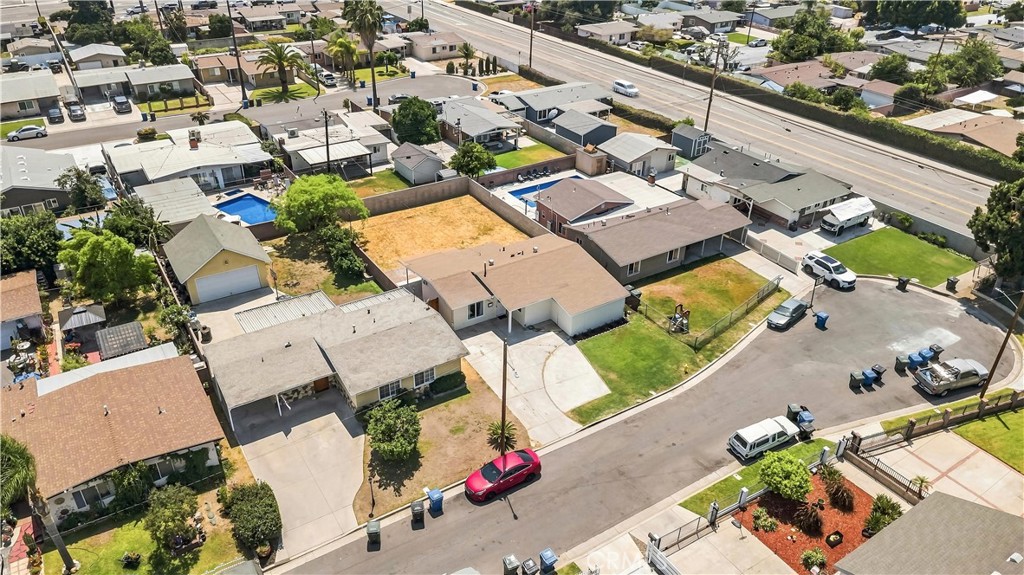 17012 E Benwood Property Photo 23