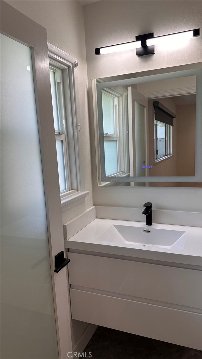 419 Robbins Drive Property Photo 8