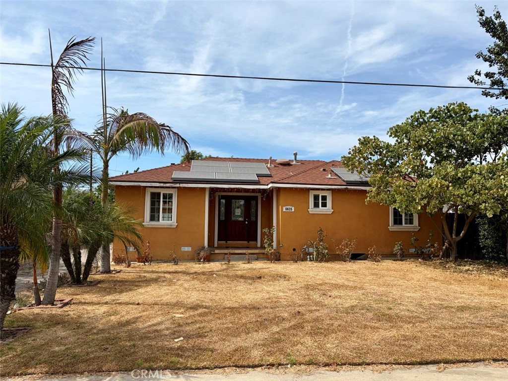 8635 Paramount Blvd Property Photo 1