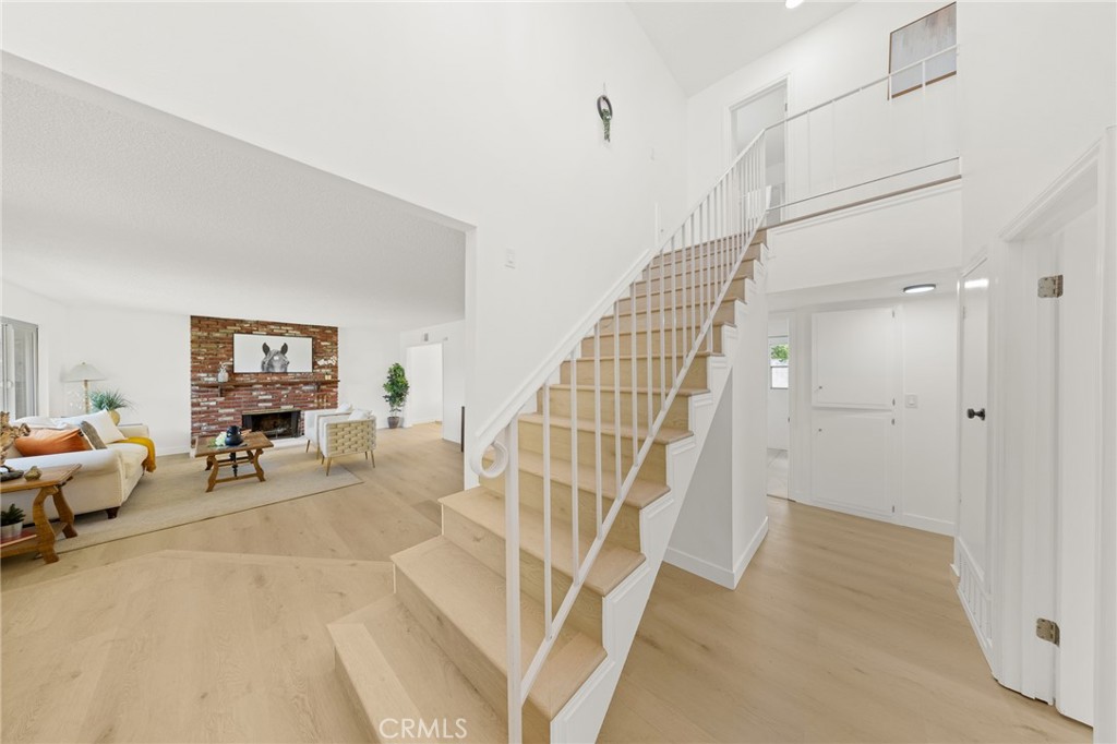19134 Aldora Drive Property Photo 17