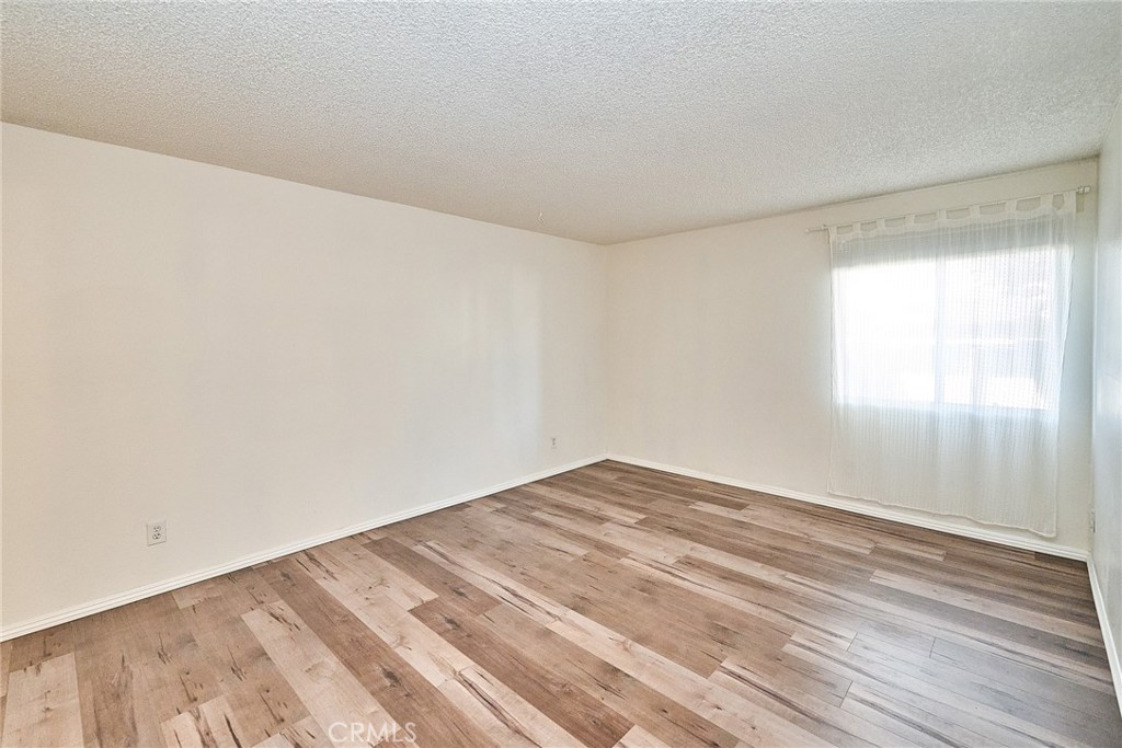 26200 Redlands 5 Property Photo 15