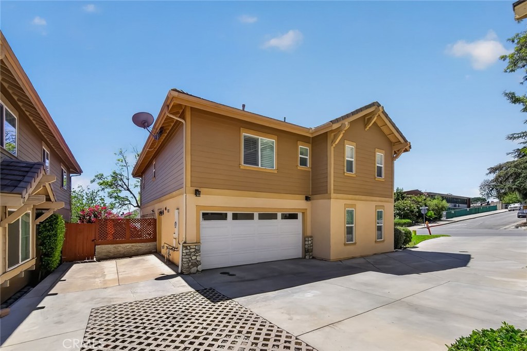 15 E Alegria Property Photo 4