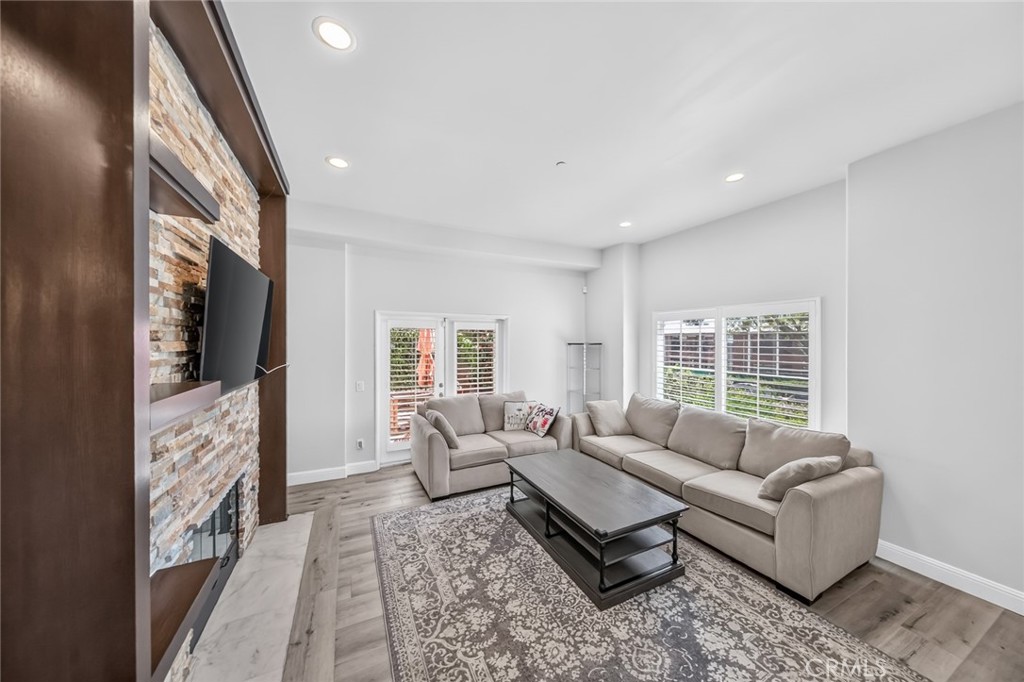 15 E Alegria Property Photo 8