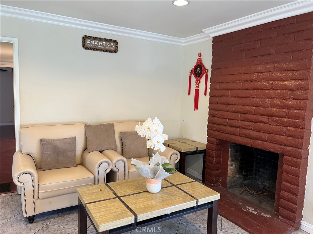 951 E Gaillard Property Photo 3