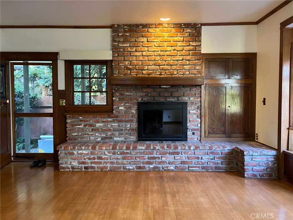 207 9th Property Photo 4