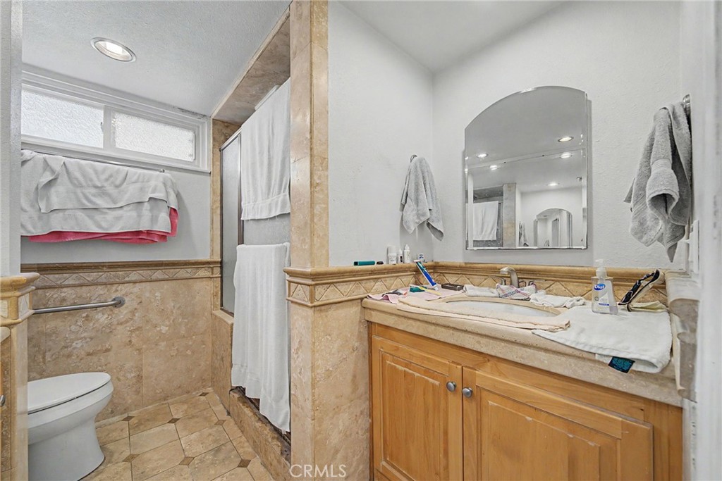 9364 Fleetwood Street Property Photo 14