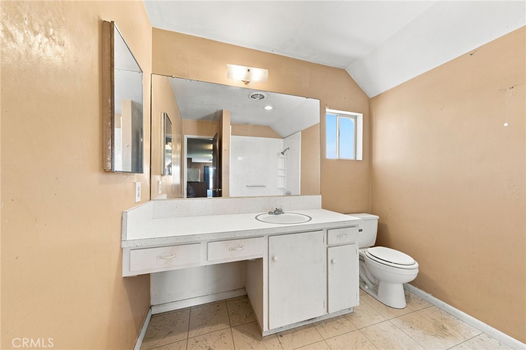 9364 Fleetwood Street Property Photo 24