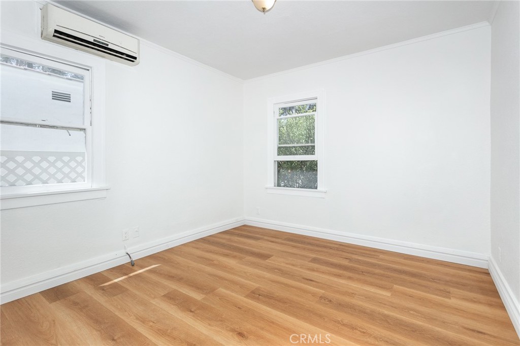 1457 E California Property Photo 12