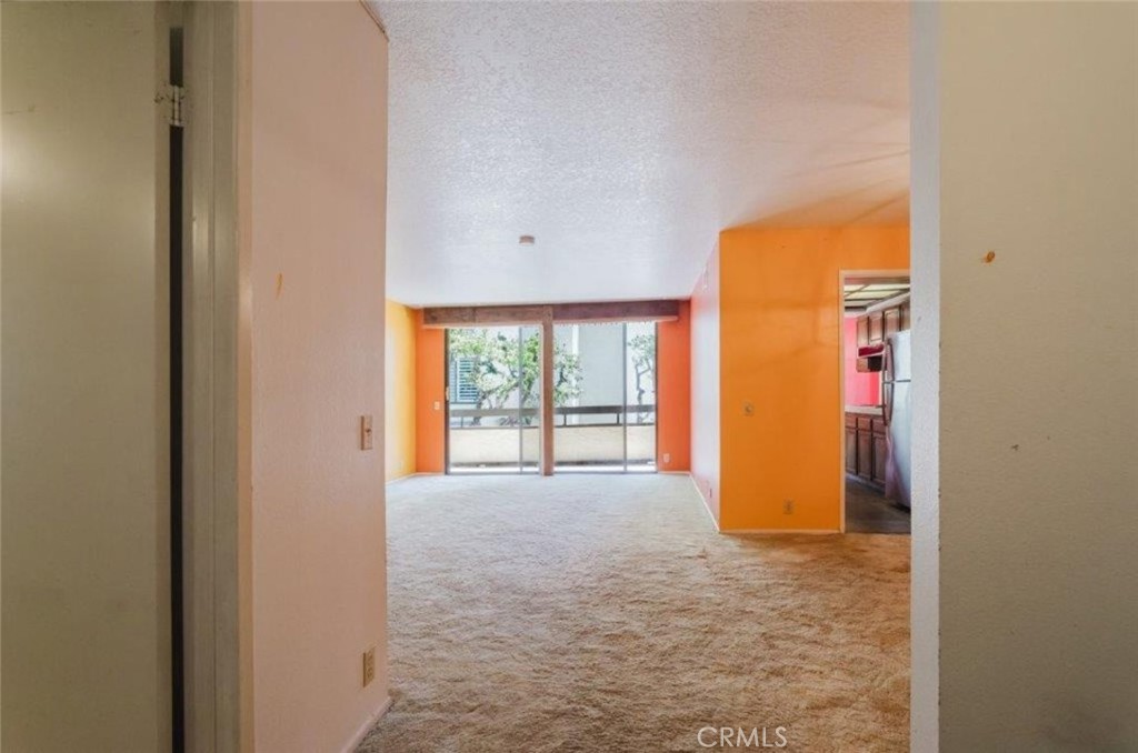 750 S Spaulding Avenue 215 Property Photo 5