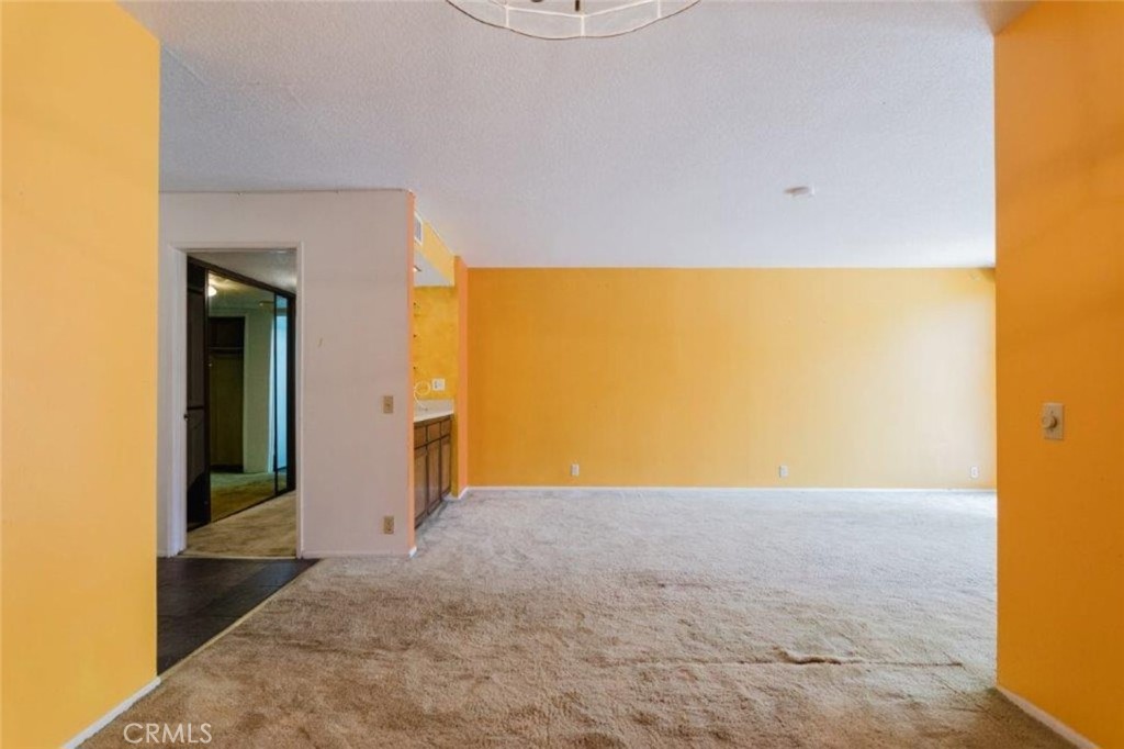 750 S Spaulding Avenue 215 Property Photo 13