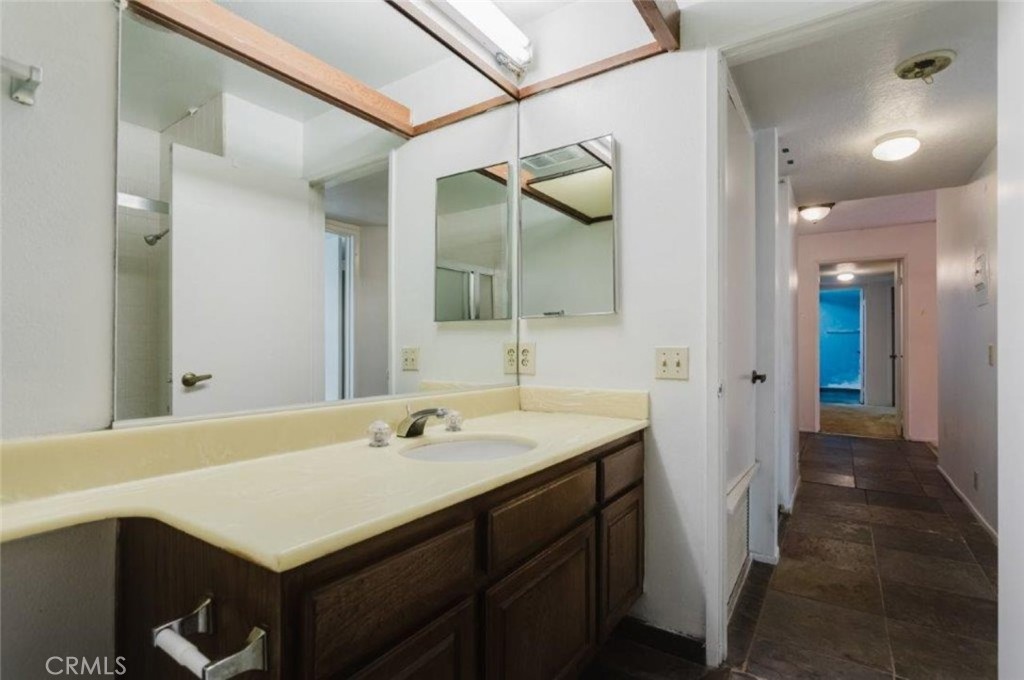 750 S Spaulding Avenue 215 Property Photo 22