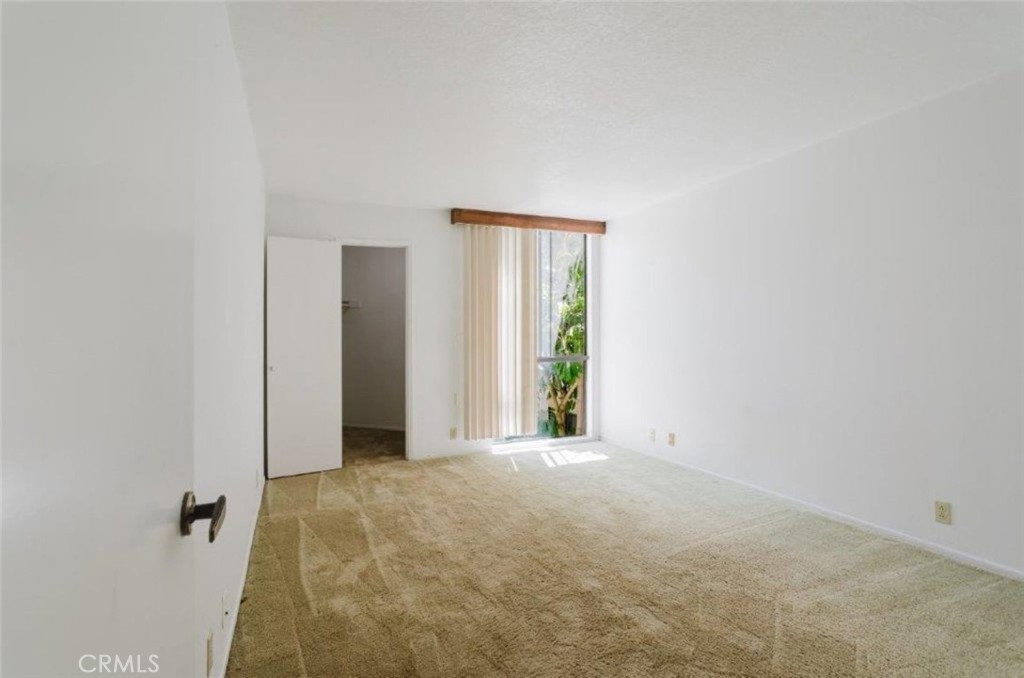 750 S Spaulding Avenue 215 Property Photo 23